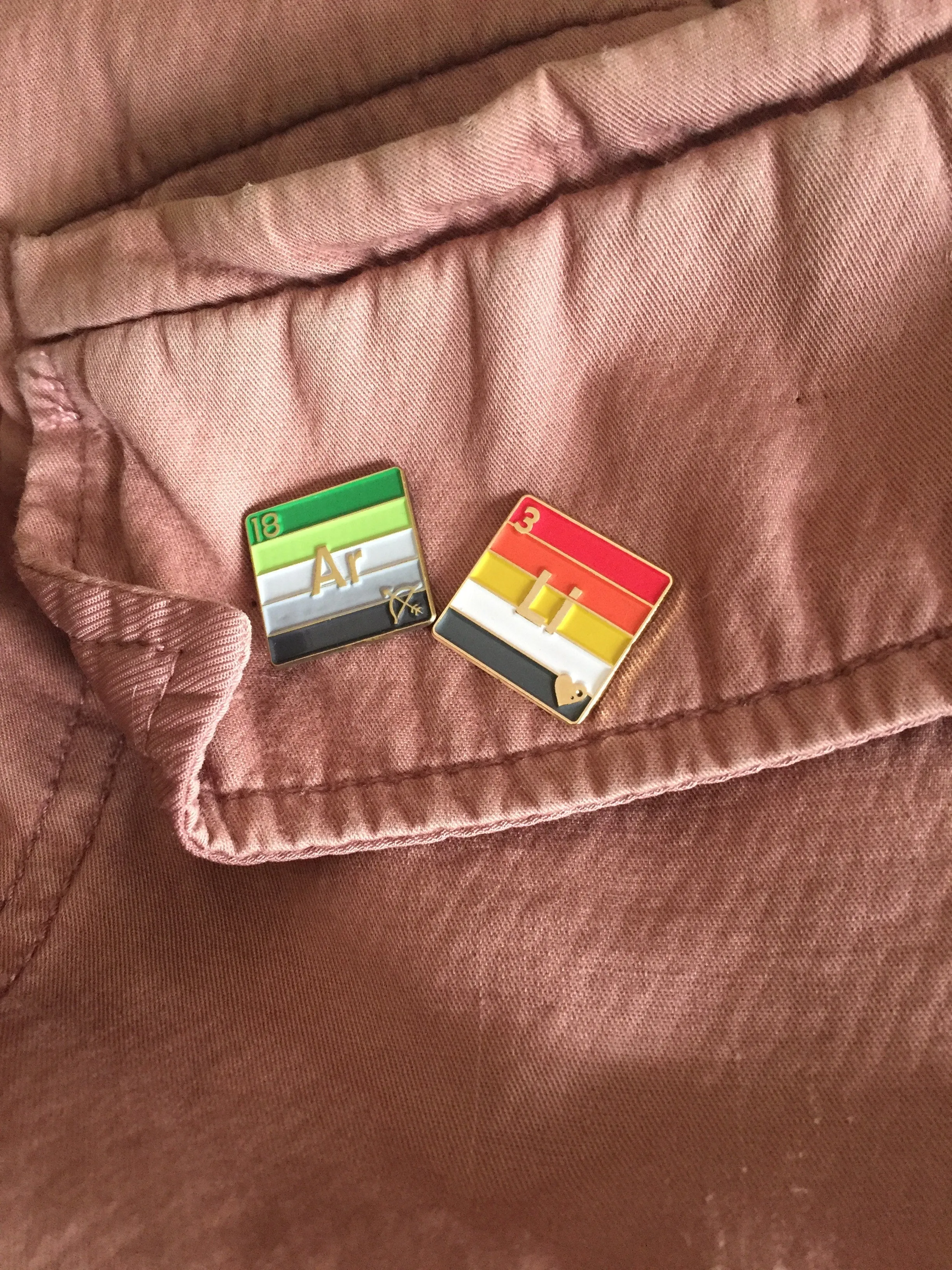 Aromantic - Argon | Enamel Badge
