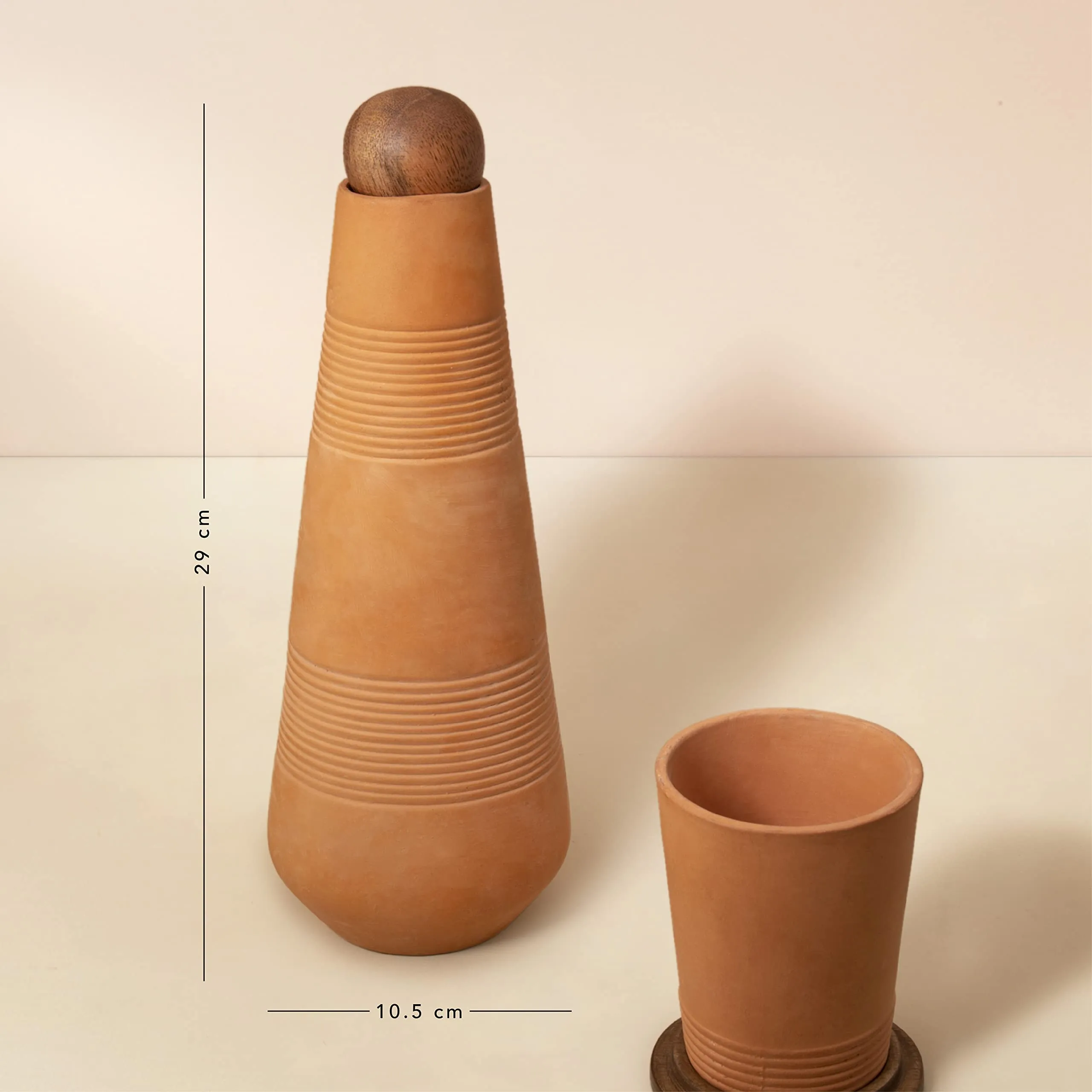 Ellementry Terracotta Clay Water Bottle with Sphere Stopper- 650 ML | Leak Proof Mitti Bottle for Natural Cool Water | Handmade Earthen Eco-Friendly Cooling Drinking Water Storage