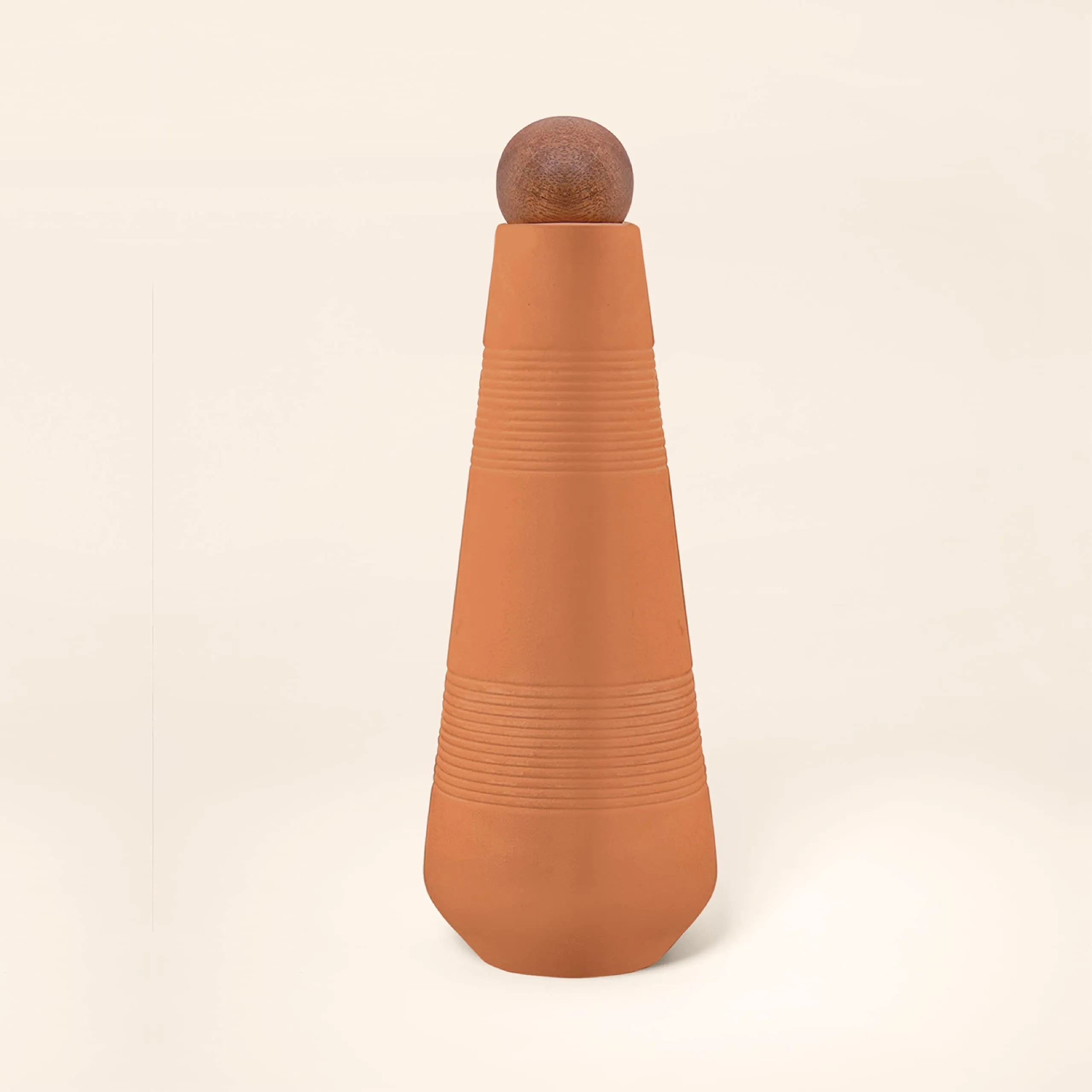 Ellementry Terracotta Clay Water Bottle with Sphere Stopper- 650 ML | Leak Proof Mitti Bottle for Natural Cool Water | Handmade Earthen Eco-Friendly Cooling Drinking Water Storage