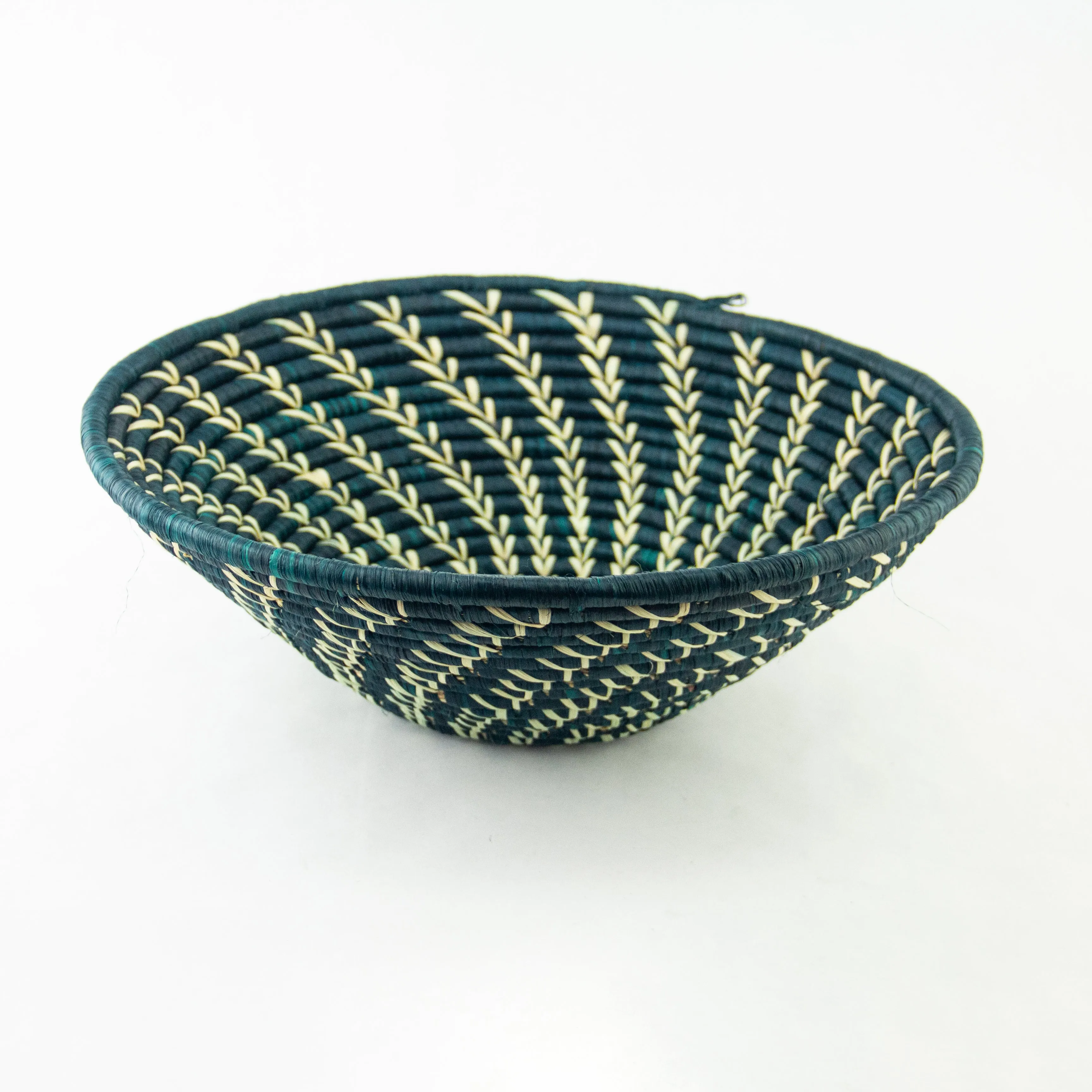 Grass-Woven Basket, Green Vine