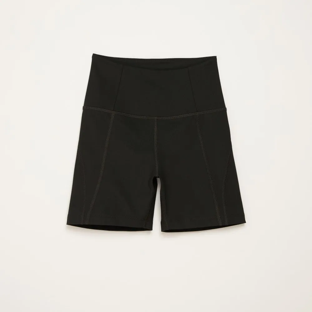 High Rise Run Short (Black)