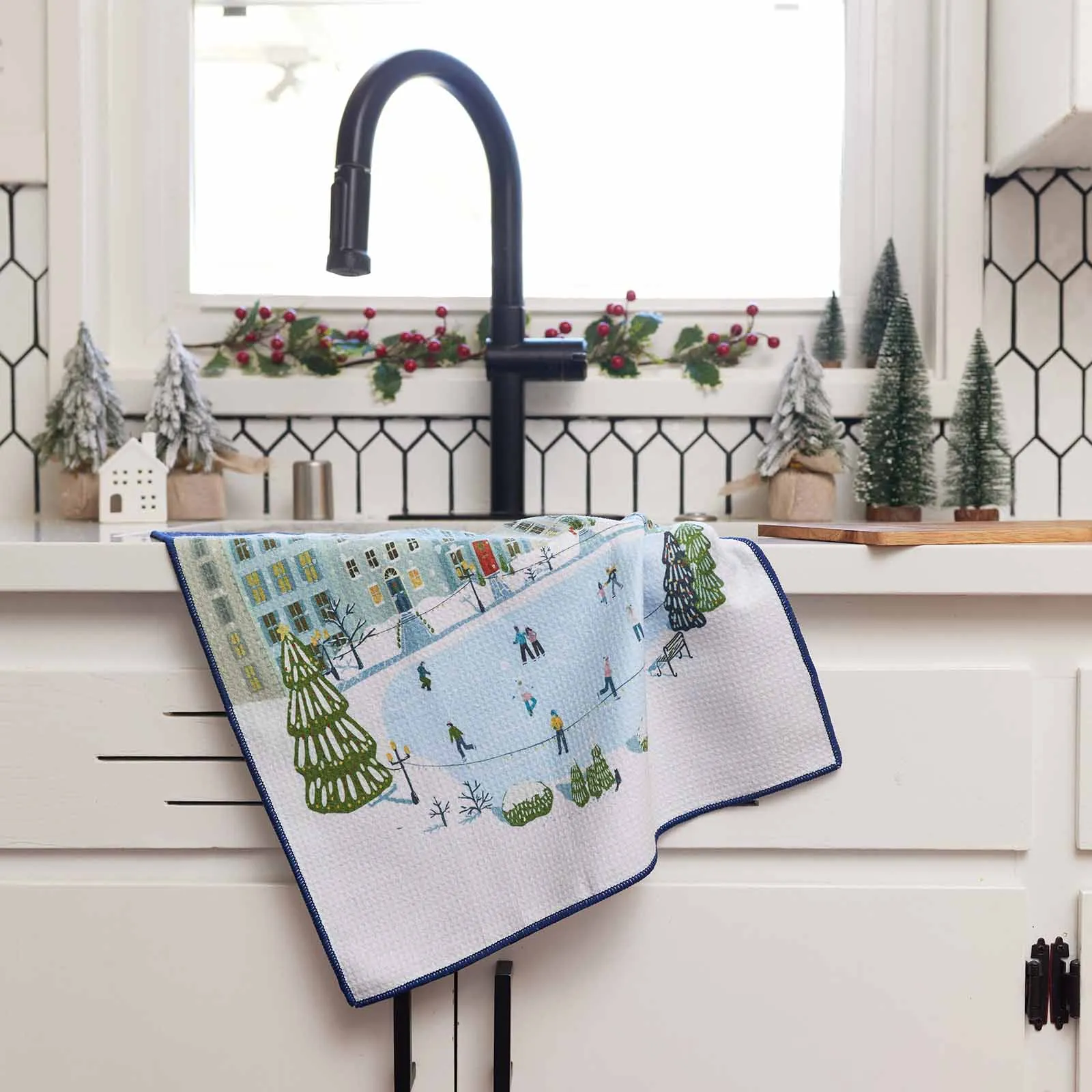 Holiday In The Park Blu Kitchen Tea Towel