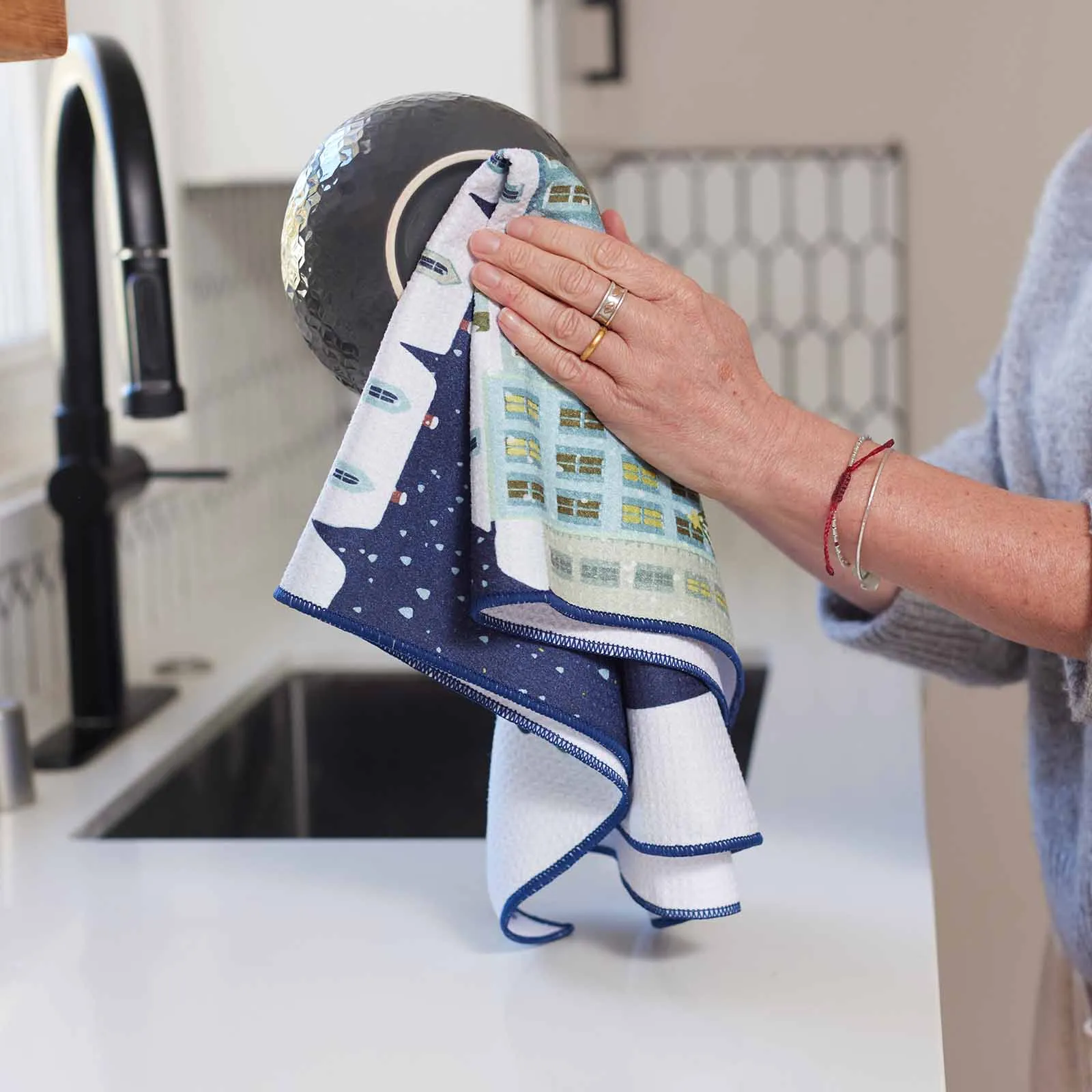 Holiday In The Park Blu Kitchen Tea Towel