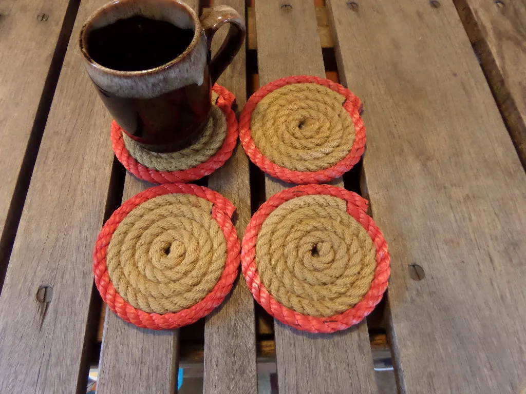 Set of 4 Coasters / Two Colors