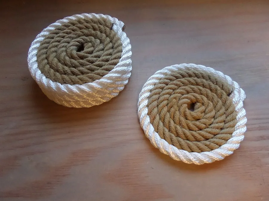 Set of 4 Coasters / Two Colors